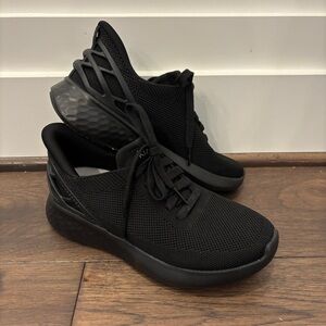 Kizik Athens Triple Black Hands Free Slip On Athletic Sneaker Shoe Womens 7.5